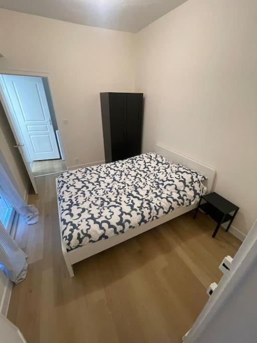 Appartement Ancien A Orléans Extérieur photo
