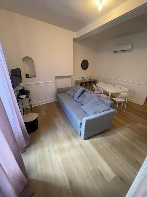 Appartement Ancien A Orléans Extérieur photo